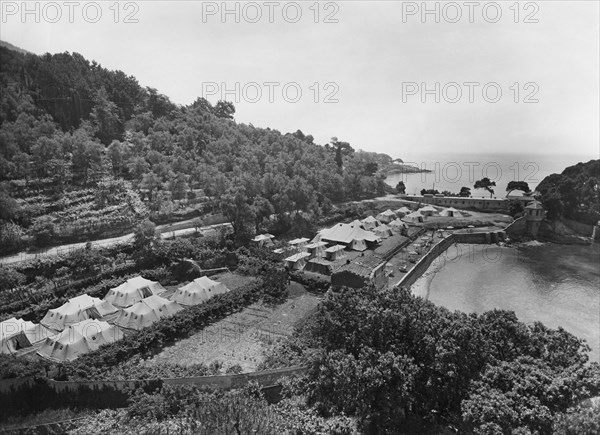 italie, ligurie, golfe de la spezia, fiascherino di lerici, camp social annuel tci, 1951-1952