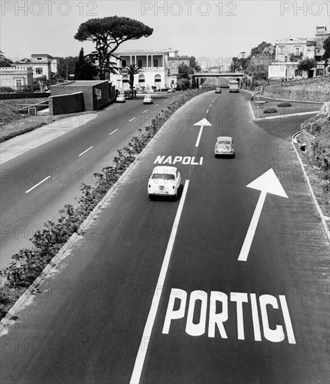 italie, autoroutes, périphérique portici naples-pompeii-salerno, années 1960
