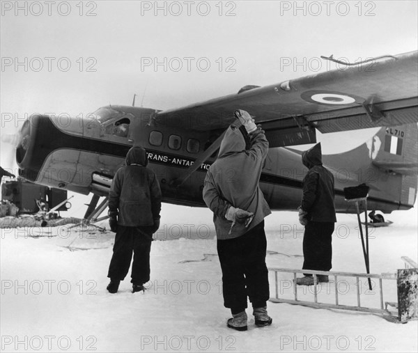 expédition du commonwealth, antarctique, 1957 - 1958