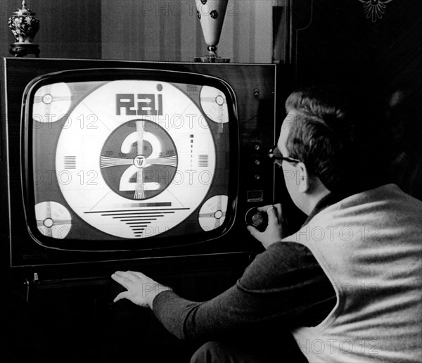 Tuning of television channels. rai. italy 1967