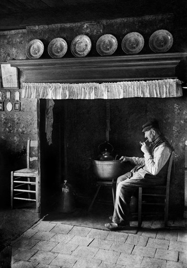 Old Dutch farmer. 1910