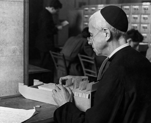 Vatican Postal Service. Vatican city. 1943