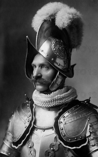 Swiss papal guard with a sixteenth-century helmet. 1920