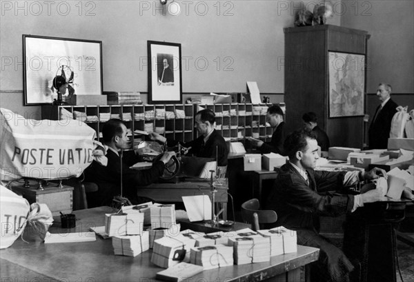 Vatican Postal Service. Vatican city. 1943