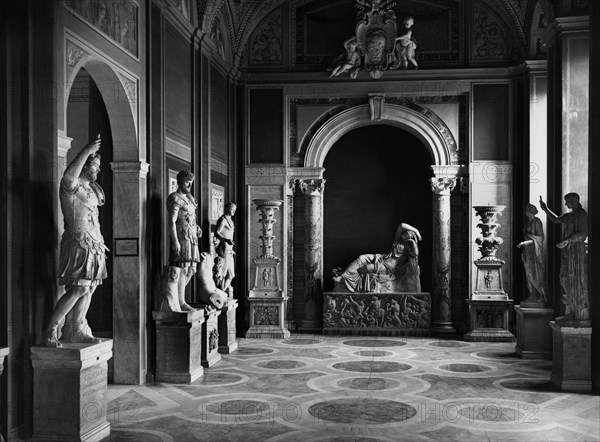 Hall of Statues. Vatican Museums 1959