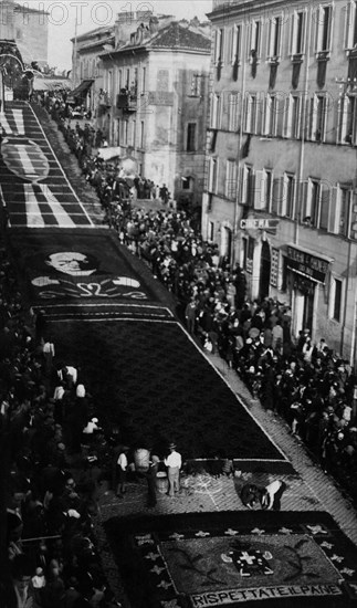 Lazio. infiorata di genzano. 1920-30