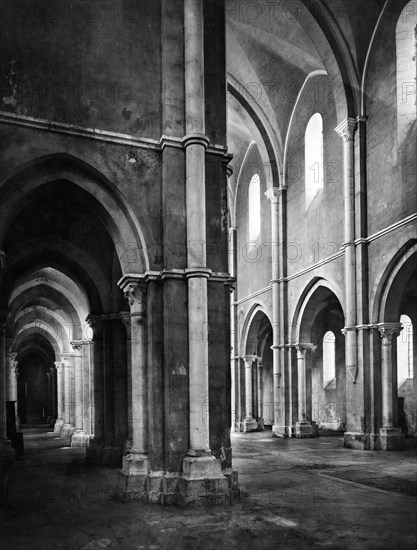 Lazio. priverno. abbey of fossanova. 1910-20