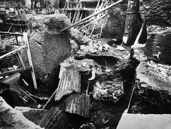 Rome. excavations of Forum of Caesar. 1920