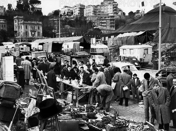 Rome. market of scrap and mechanical bolts. 1962