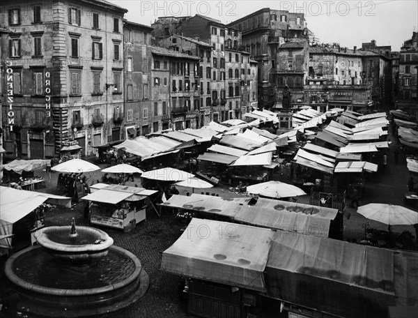 Campo de' fiori. rome. 1959