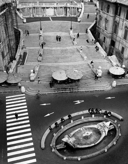 Rome. aerial view of the steps of the trinity of the mountains and piazza di spagna. 1962