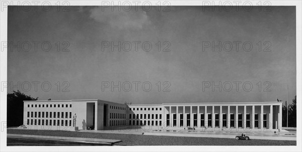 Italy. Rome. sketch of the office building at the Universal Exposition. 30s