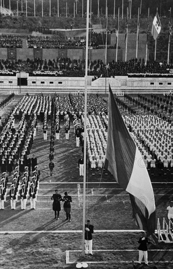 Italy. Rome. lowering of the flag at the XII fascist lever. 1930