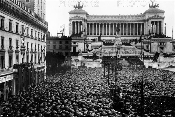 Italy. rome. rural at the altare della patria. 1930