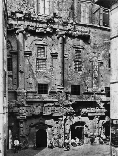 Italy. Rome. shops in the Teatro Marcello. 1870-75