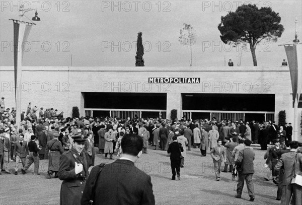 Italy. Rome. inauguration of the Eur metro. 1949-50