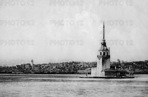 Turkey. istanbul. the galata quarter with the leandro tower and on the left the Genoese tower. 1910