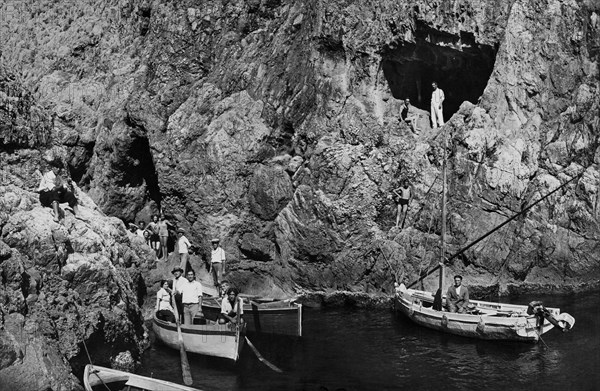 Italy. Campania. Amalfi Coast. bathers. 1950-60