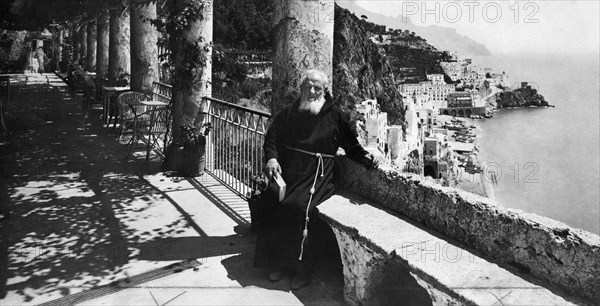 Italy. Campania. Amalfi. a friar on the terrace of the Cappuccini hotel. 1910-30