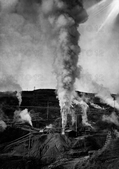 Italy. Tuscany. Castelnuovo Val di Cecina. mine. 1930-40