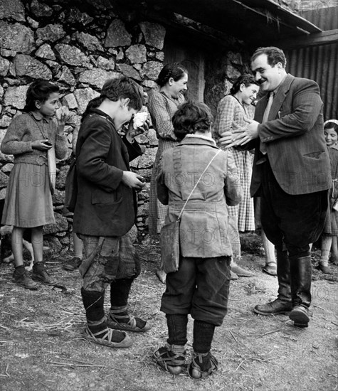 Primary Education. Teacher And Pupils. 1952