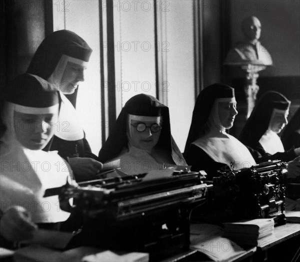 Vatican Post Service. Vatican City. 1943