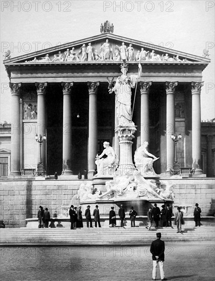 Austrian Parliament Building. Vienna 1911