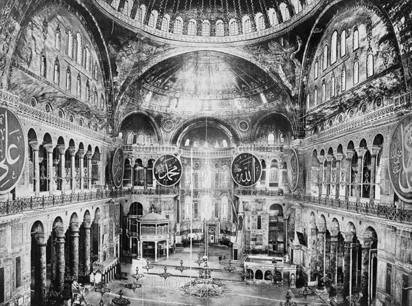 Turkey. Istanbul. Interior Of The Basilica Of Saint Sofia. 1910