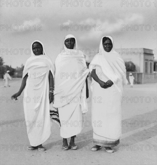 Women In A Traditional Costumes. Khartoum. Sudan. Africa 1920 1930