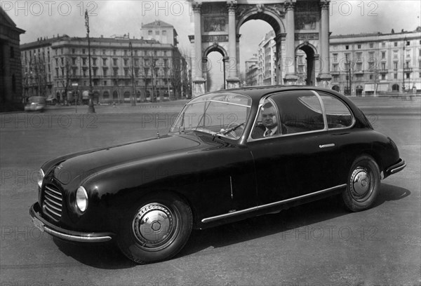 Milan. Arco Della Pace. Fiat 1100 B. 1950