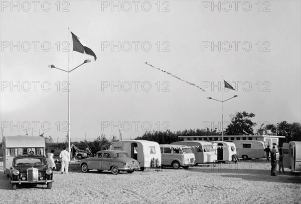 Camping. 1950-60