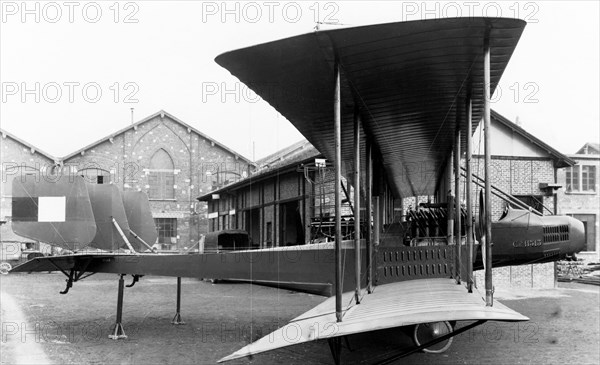 Biplane Caproni Ca 45. 1917