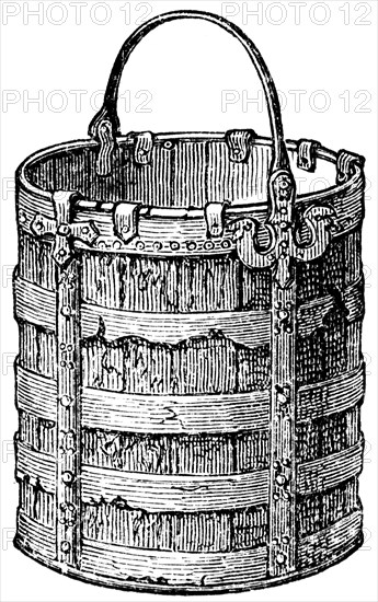 Frank wooden bucket.