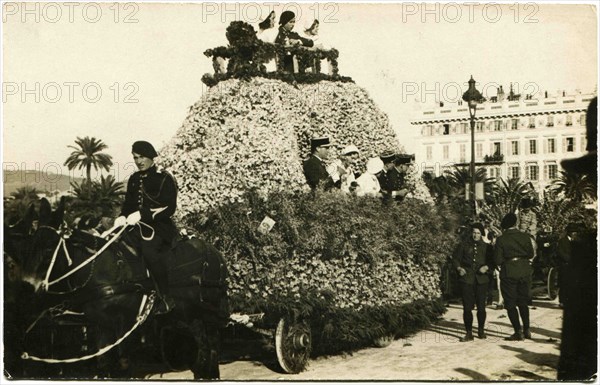 Ball of flowers in Nice.