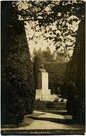 Statue of Dr Jordan in the park.