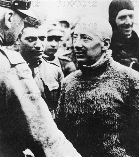 Gabriele D'Annunzio after the legendary flight over vienna.