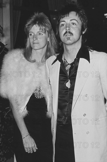 Paul Mccartney And Linda Eastman.