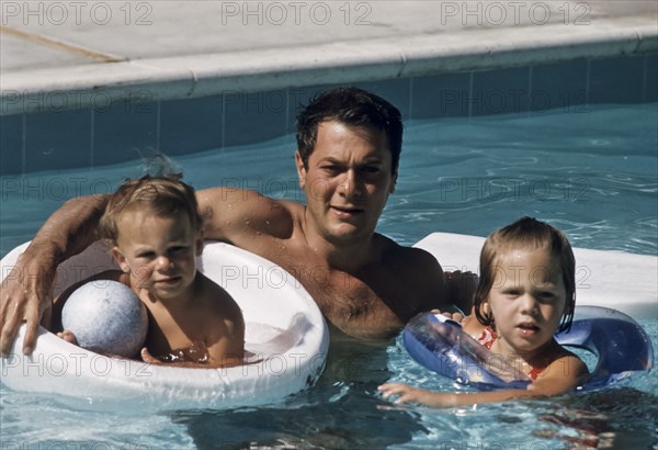 Tony Curtis With His Sons.