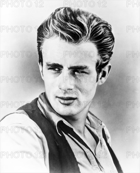 James Dean Giant.