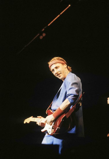 Dire Straits.