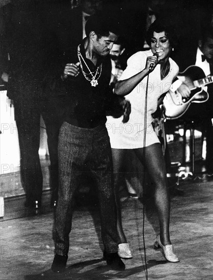 Sammy Davis Jr and Lola Falana.