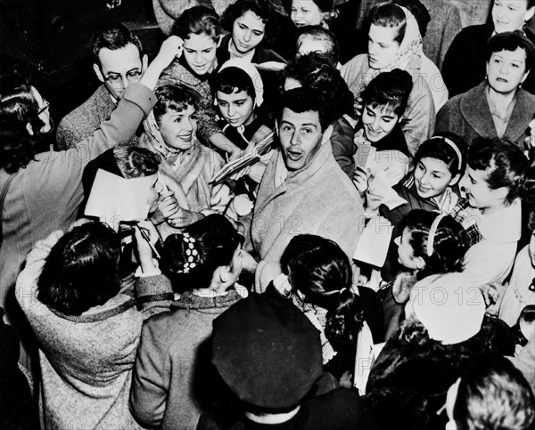 Eddie Fisher and Debbie Reynolds.