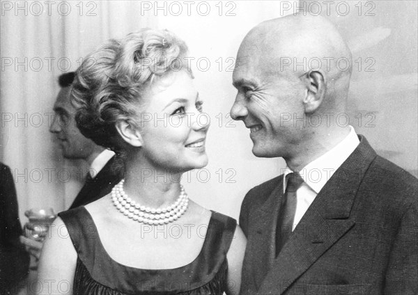 Yul Brynner and Mitzi Gaynor.