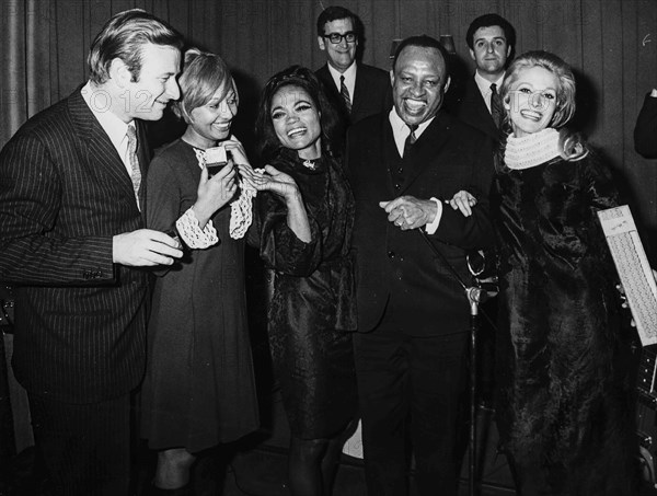 Pier Quinto Cariaggi, Lara Saint Paul, Eartha Kitt, Lionel Hampton and Luisa Rivelli.