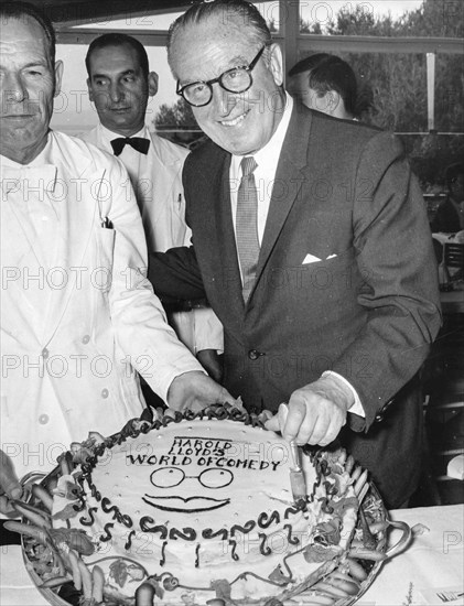 Harold Lloyd.