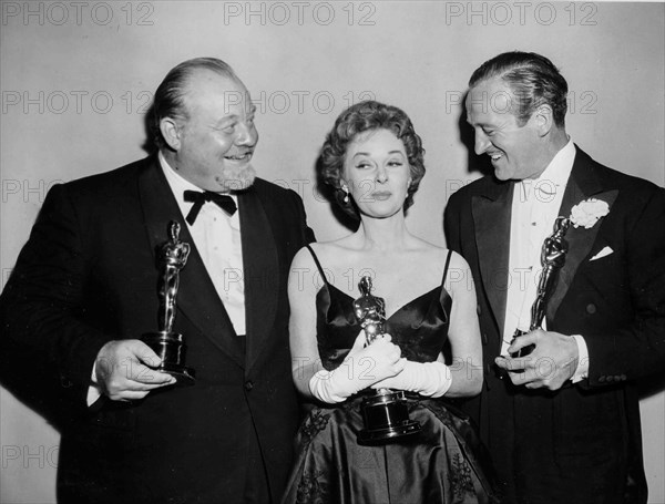 Burl Ives, David Niven and Susan Hayward.