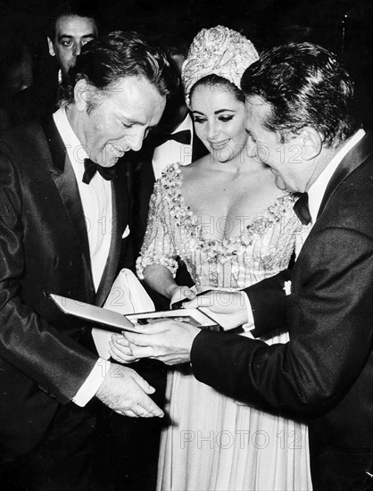 Elizabeth Taylor and Richard Burton.