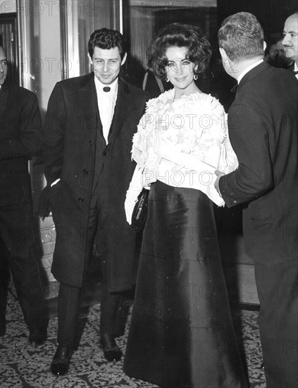 Elizabeth Taylor and Eddie Fisher.