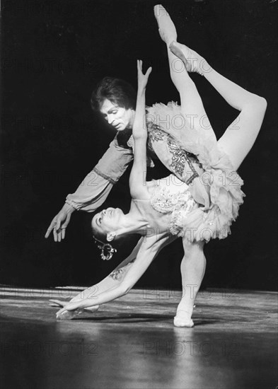 Noella Pontois and Rudolf Nureyev.