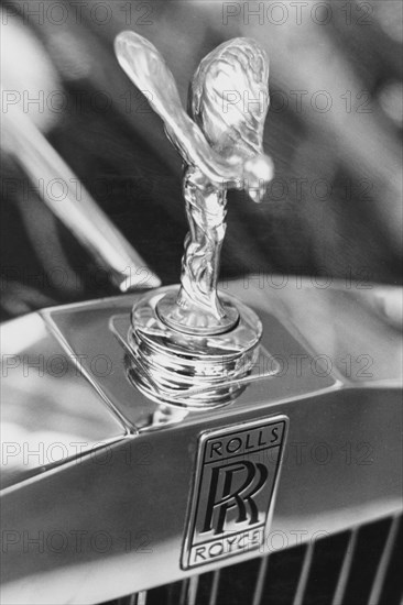 Rolls Royce. Symbol and Logo